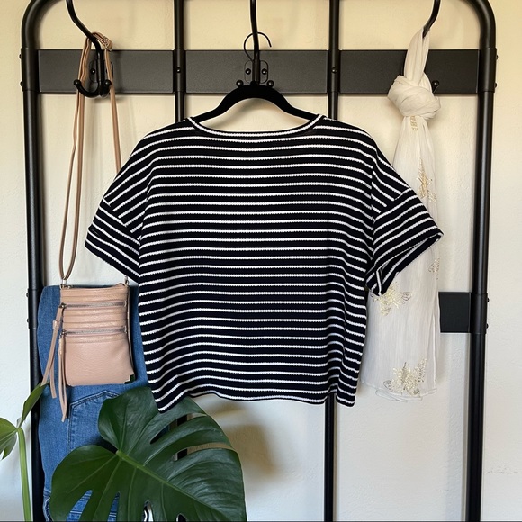 Loft Tee - Picture 5 of 11